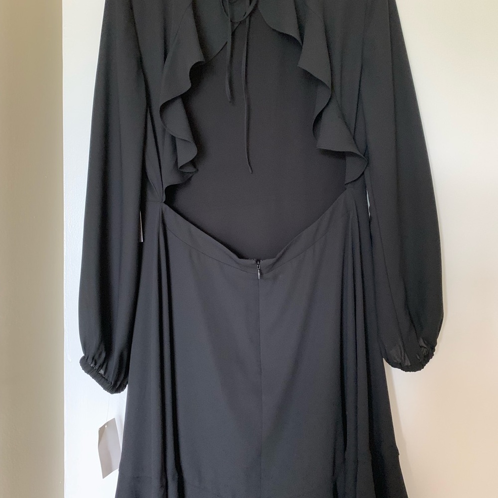 *NWT* Open Back Ruffle Party Dress - Picture 6 of 6